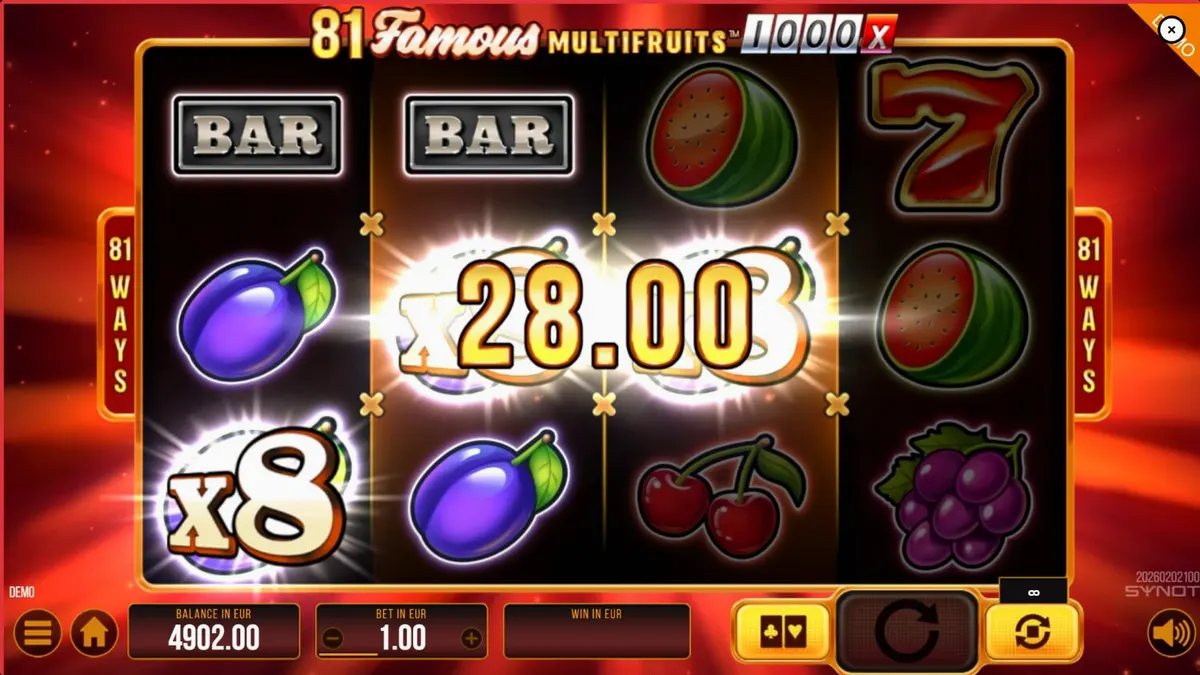 Tampilan visual mesin slot 81 Famous Multifruits 1000 dengan simbol buah dan angka 7